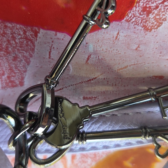 Betsey J Purse - Picture 10 of 10